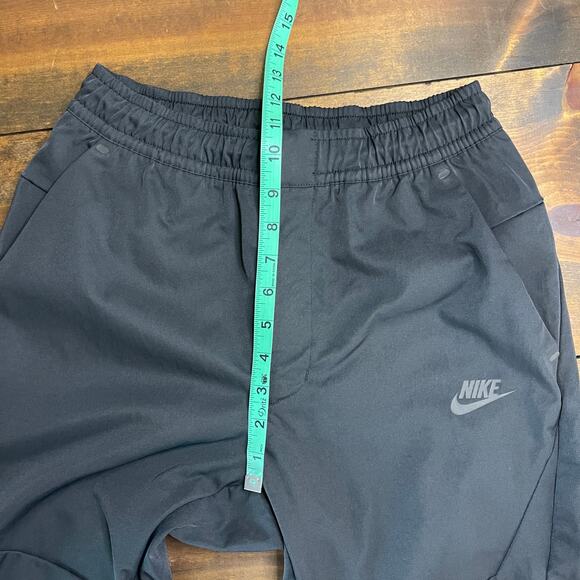 Nike Sportswear Tech Woven Commuter Pants Men’s Small Tapered Black DR9101-010 - Picture 11 of 12